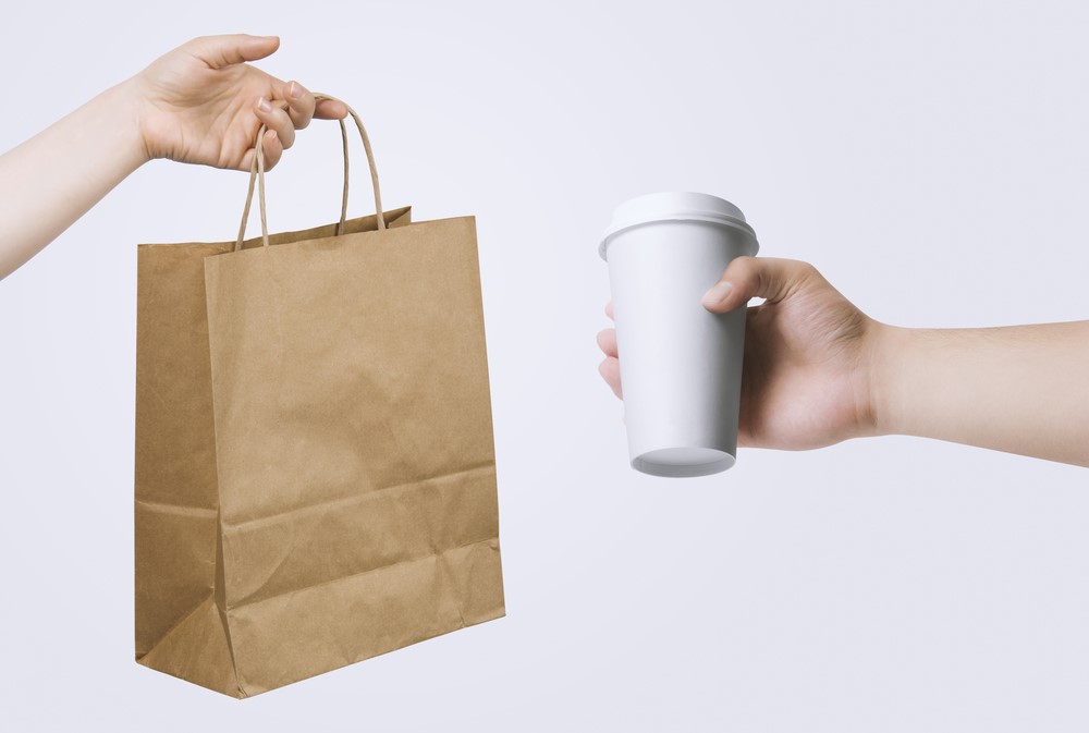 bag & disposable coffee cup